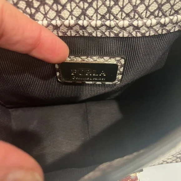 FURLA METRÓPOLIS PRINTED LEATHER‎ Cream shoulder bag